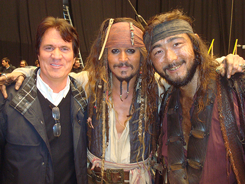 ロブ・マーシャル＆ジョニー・デップと（パイレーツ・オブ・カビリアン４で共演）