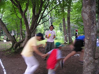 うれしそうなスタッフ