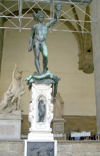 イタリーでペルセウスの像と再会