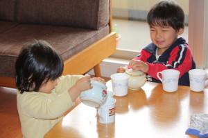 お茶の練習