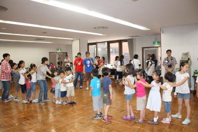 韓国のしっぽつかみゲーム