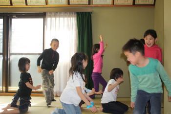 助けてくれ!どろぼうだ!