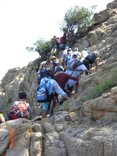 かましま、断崖のぼり