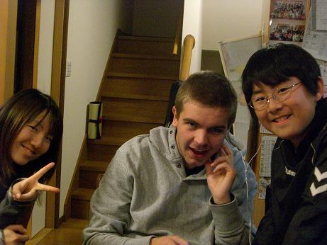 カメラ目線だぜい、イェイ！