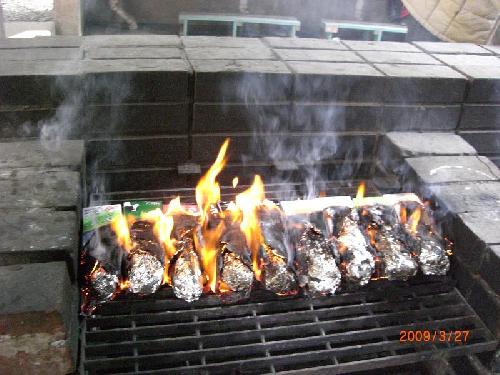 かまどでカートンドッグ