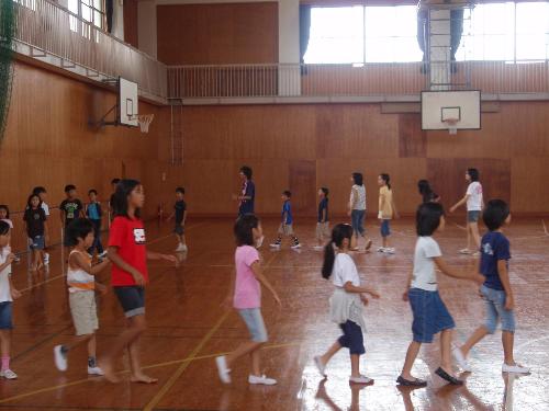 体育館で全員活動