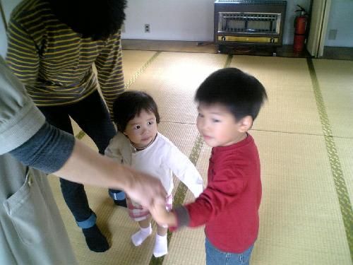 初めて手をつないだ!