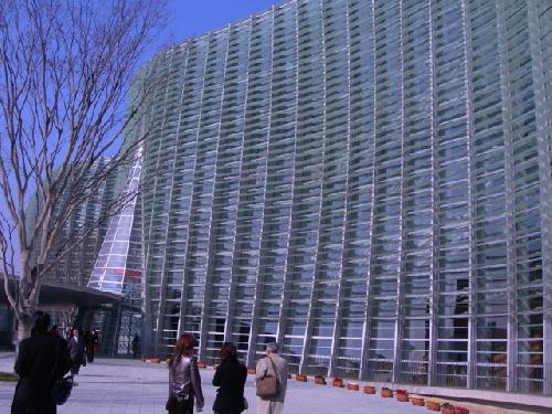 国立新美術館３