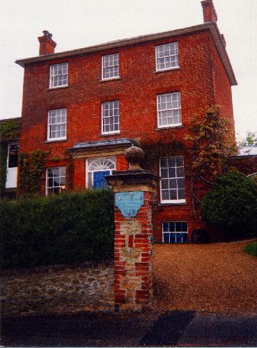 ルイスキャロル家