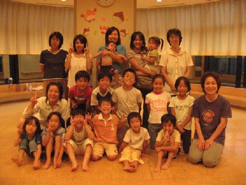 みんなでもみくちゃ！