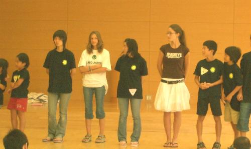 エミィ　エミリィ