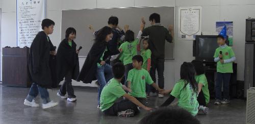 襲われるピノッキオ